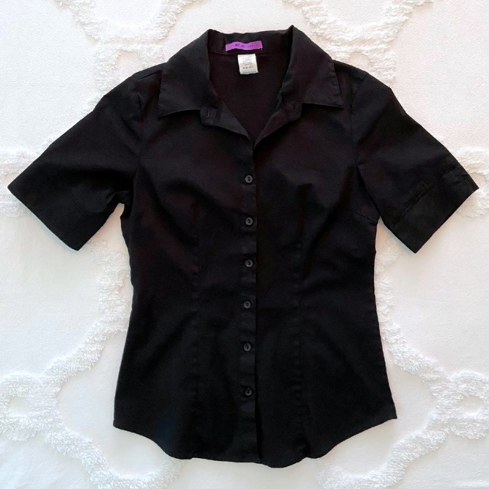 Retro Style Black Short Sleeve Collared Button Up